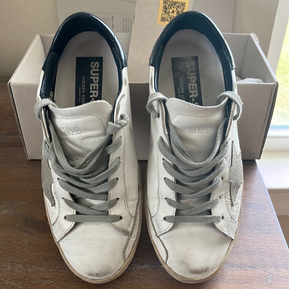 37 Golden Goose Super Star Classic